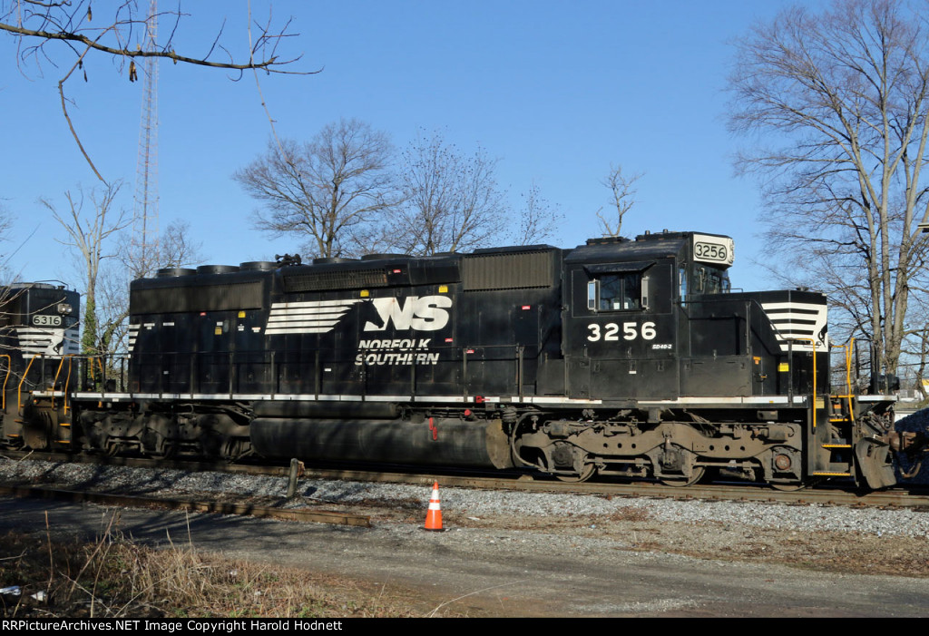 NS 3256